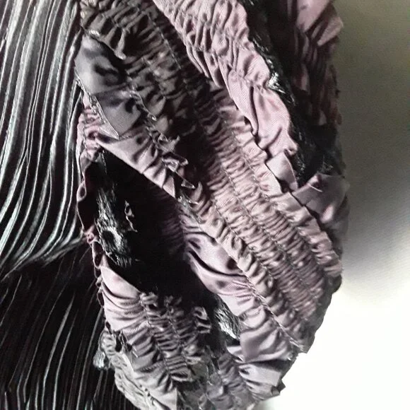 Vintage Karen Lawrence by Matthew lovely crinkle blk and purple puffy top size 8 - Picture 4 of 13